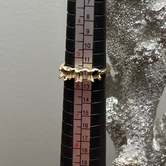 Solid 14k gold 4diamond SETTING only. - Picture 2 of 7